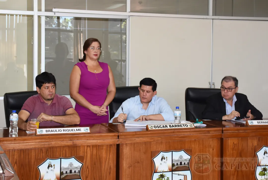 Foto 12 de SESION ORDINARIA DE LA JUNTA MUNICIPAL DE CAPIATA: Notas Recibidas, Nota Remitida y Expedientes Dictaminados