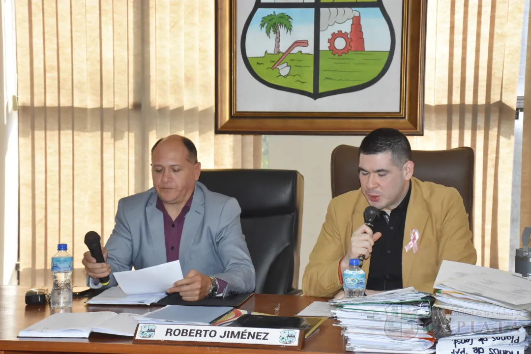 Foto 25 de SESION ORDINARIA DE LA JUNTA MUNICIPAL DE CAPIATA: Notas Recibidas y Expedientes Dictaminados