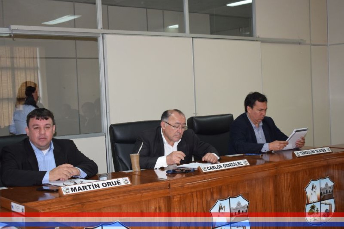 Foto 5 de SESION ORDINARIA DE LA JUNTA MUNICIPAL DE CAPIATA: Notas Recibidas, Notas Remitidas y Expedientes Dictaminados