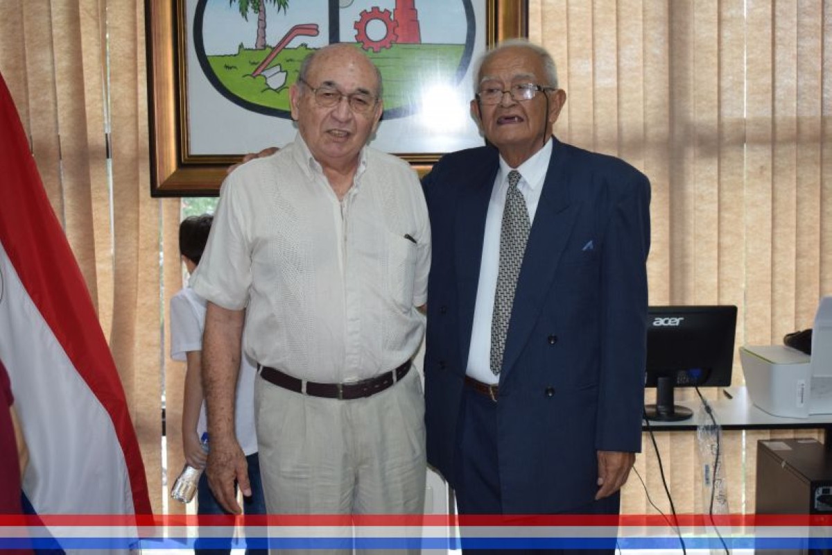 Foto 32 de Reconocimiento a Don Arsenio Salinas como "Ciudadano Ilustre de Capiatá"