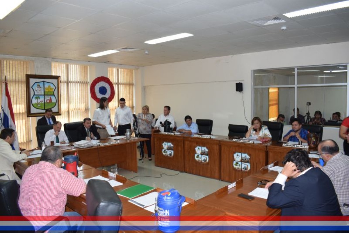 Foto 8 de SESION ORDINARIA DE LA JUNTA MUNICIPAL DE CAPIATA: Notas Recibidas y Expedientes Dictaminados