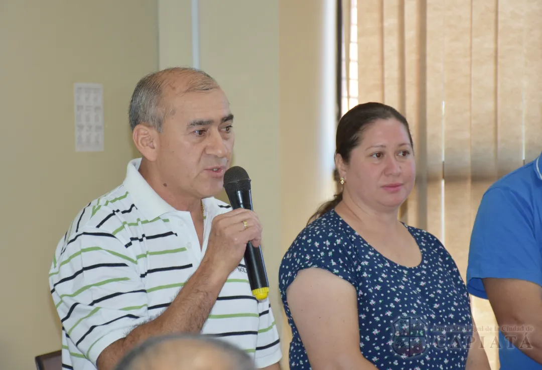 Foto 3 de Acto de Reconocimiento a la Comisión Vecinal Mburukujá por la apertura de la biblioteca barrial “Semillita” en la Cía. 9ª Rojas Cañada