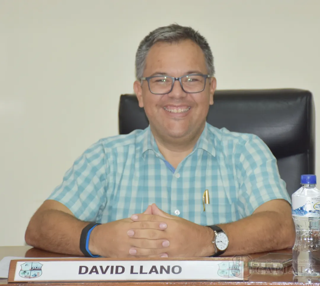 Foto 10 de SESION ORDINARIA DE LA JUNTA MUNICIPAL DE CAPIATA: Notas Recibidas y Expedientes Dictaminados