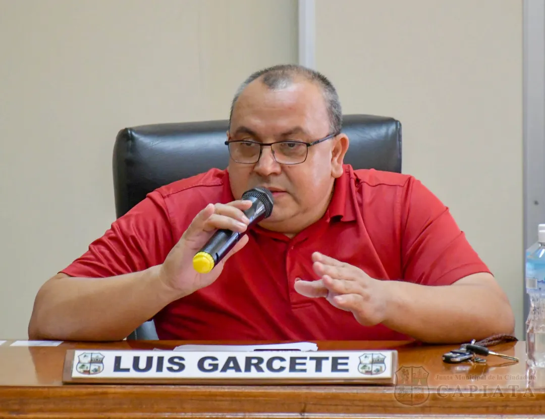 Foto 1 de Declaran de Interés Distrital Vial la limpieza del canal de desagüe pluvial del Km. 21 (ex Km. 18) de la ruta PY 02