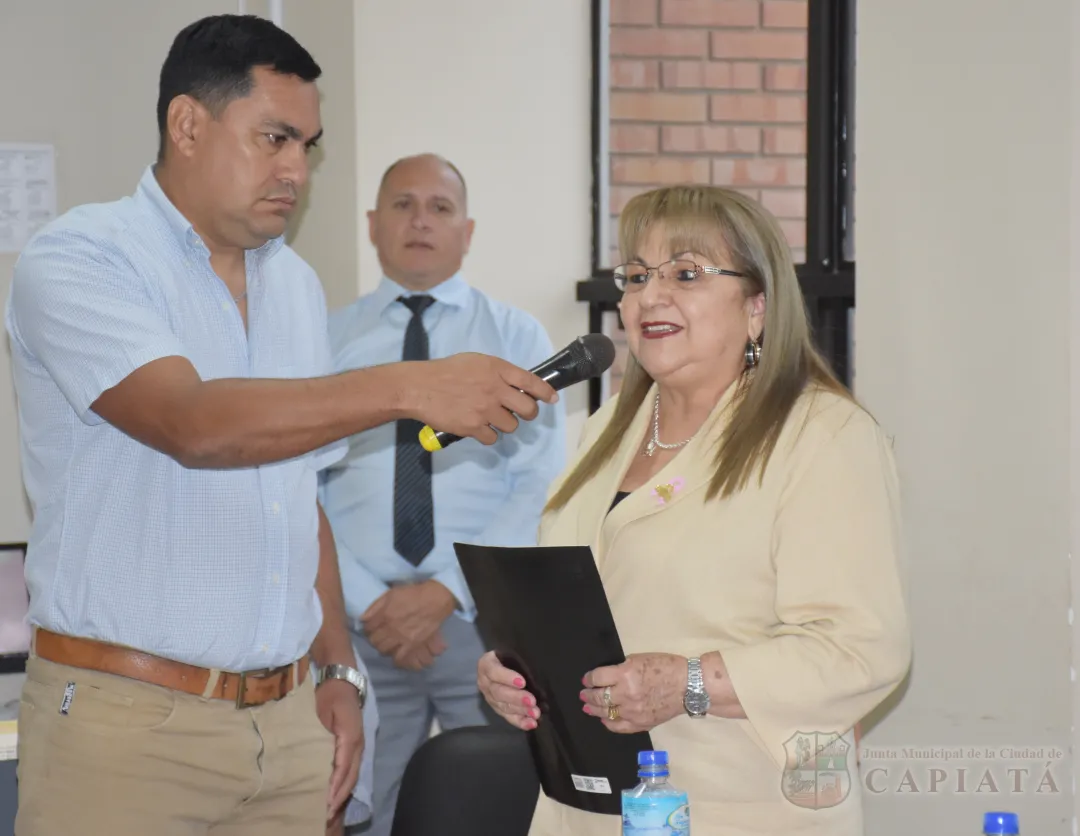 Foto 10 de Doña María Luisa Ortiz de Da Costa es reconocida como “Hija Dilecta de la ciudad de Capiatá