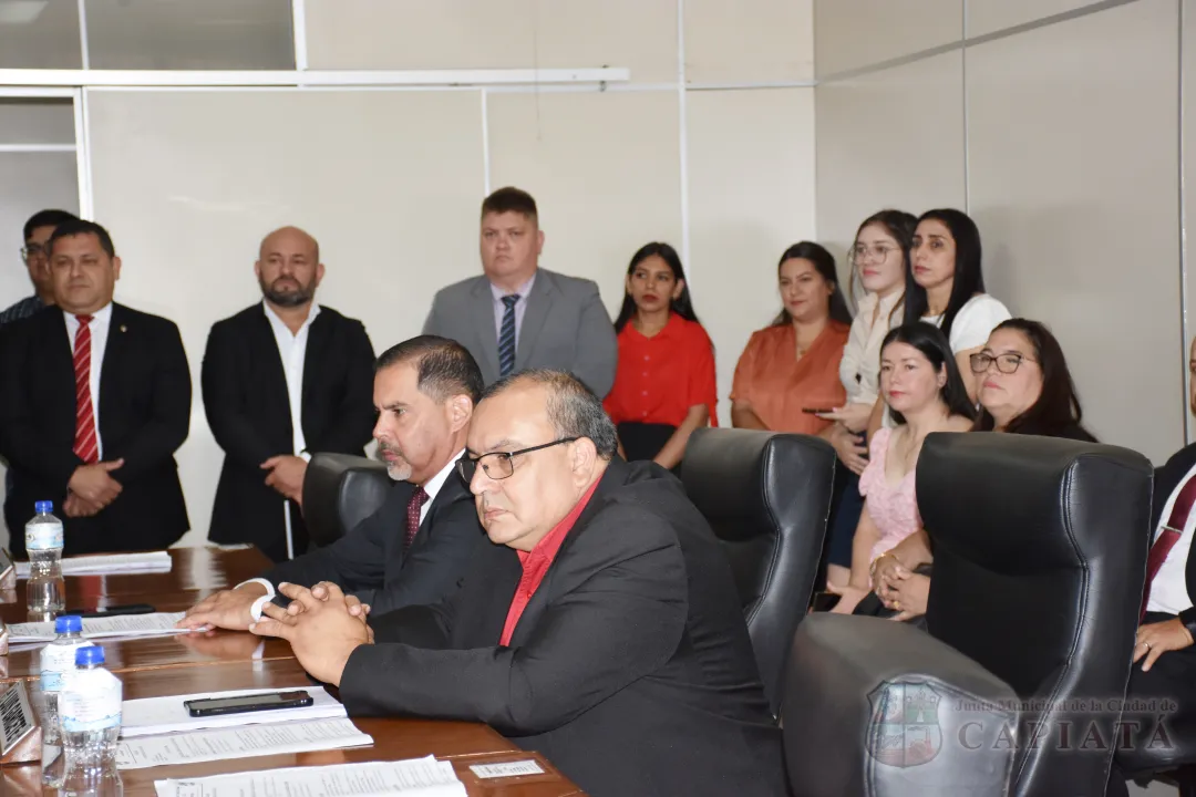 Foto 52 de Asumió la nueva Mesa Directiva, periodo 2025 – 2026, conformada por el concejal Braulio Riquelme, como Presidente, y por el concejal David Llano, como Vicepresidente