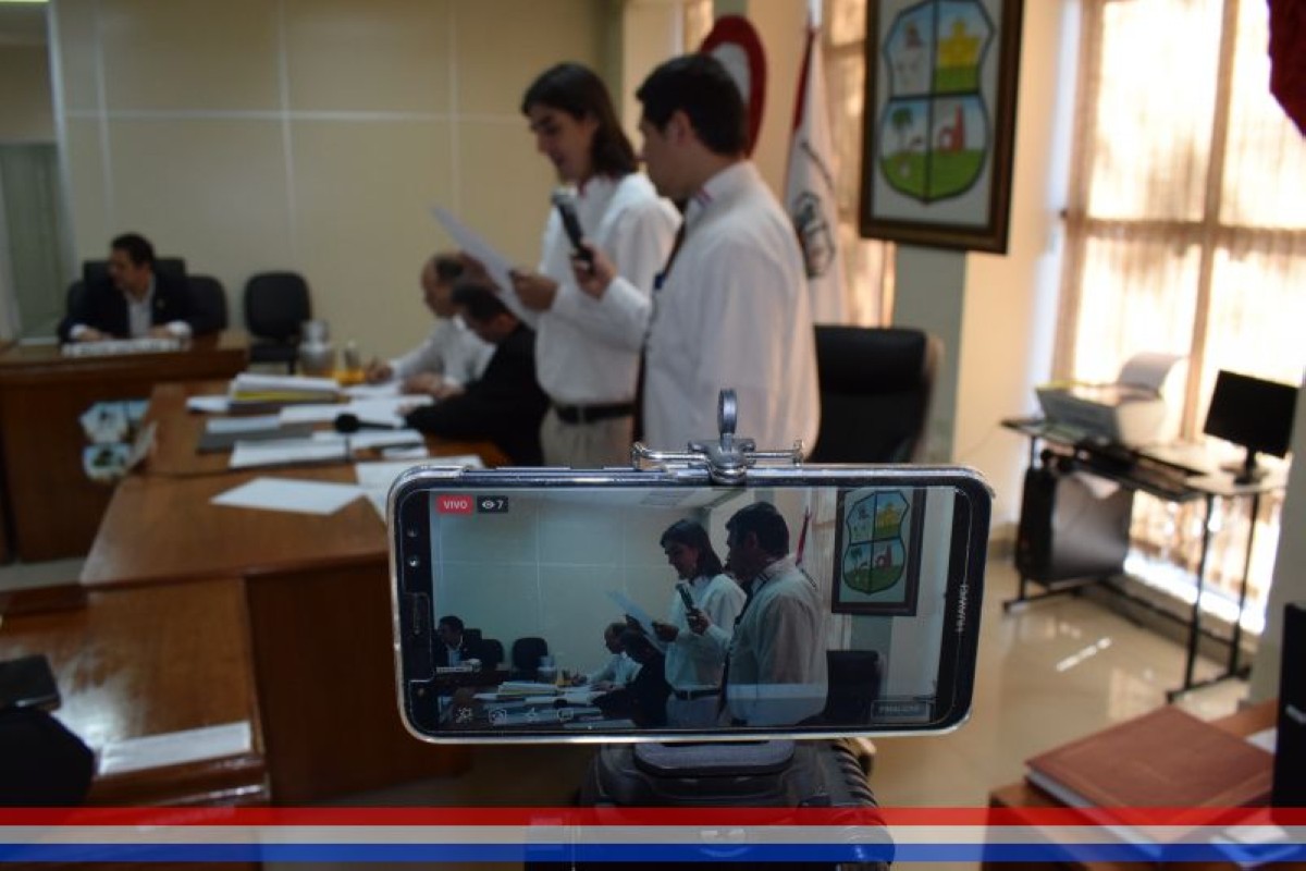 Foto 6 de SESION EXTRAORDINARIA DE LA JUNTA MUNICIPAL DE CAPIATA: Notas Recibidas, Nota Remitida y Expedientes Dictaminados