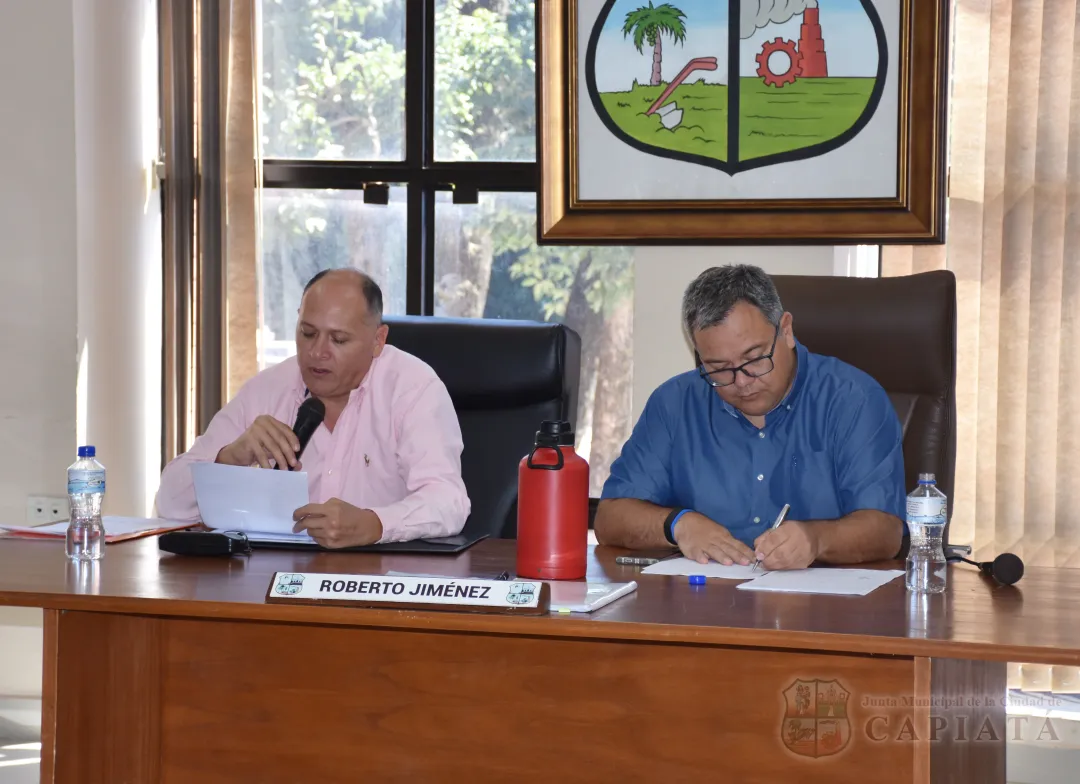 Foto 10 de SESION ORDINARIA DE LA JUNTA MUNICIPAL DE CAPIATA: Notas Recibidas, Nota Remitida y Expedientes Dictaminados
