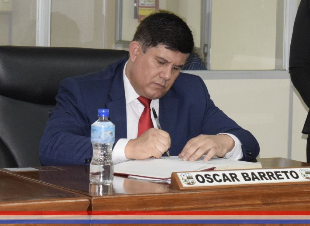 Foto 3 de SESION ORDINARIA DE LA JUNTA MUNICIPAL DE CAPIATA: Notas Recibidas y Expedientes Dictaminados