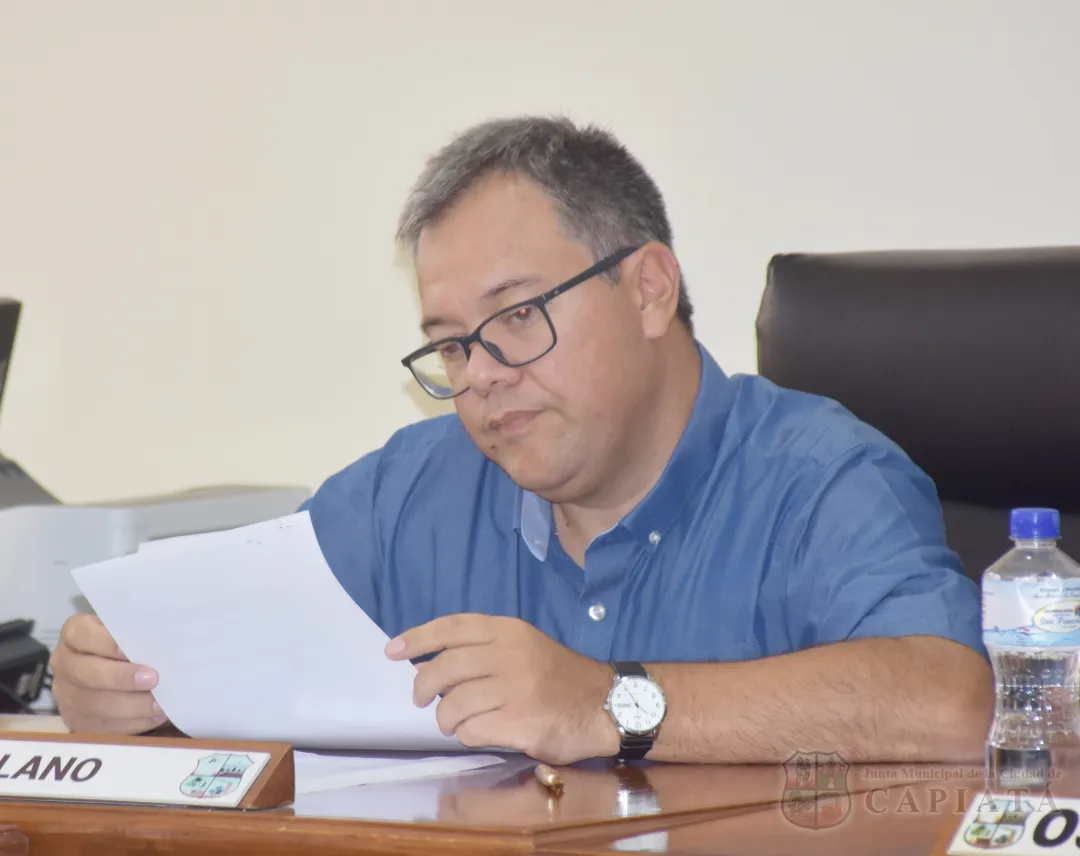 Foto 11 de SESION ORDINARIA DE LA JUNTA MUNICIPAL DE CAPIATA: Notas Recibidas y Expedientes Dictaminados