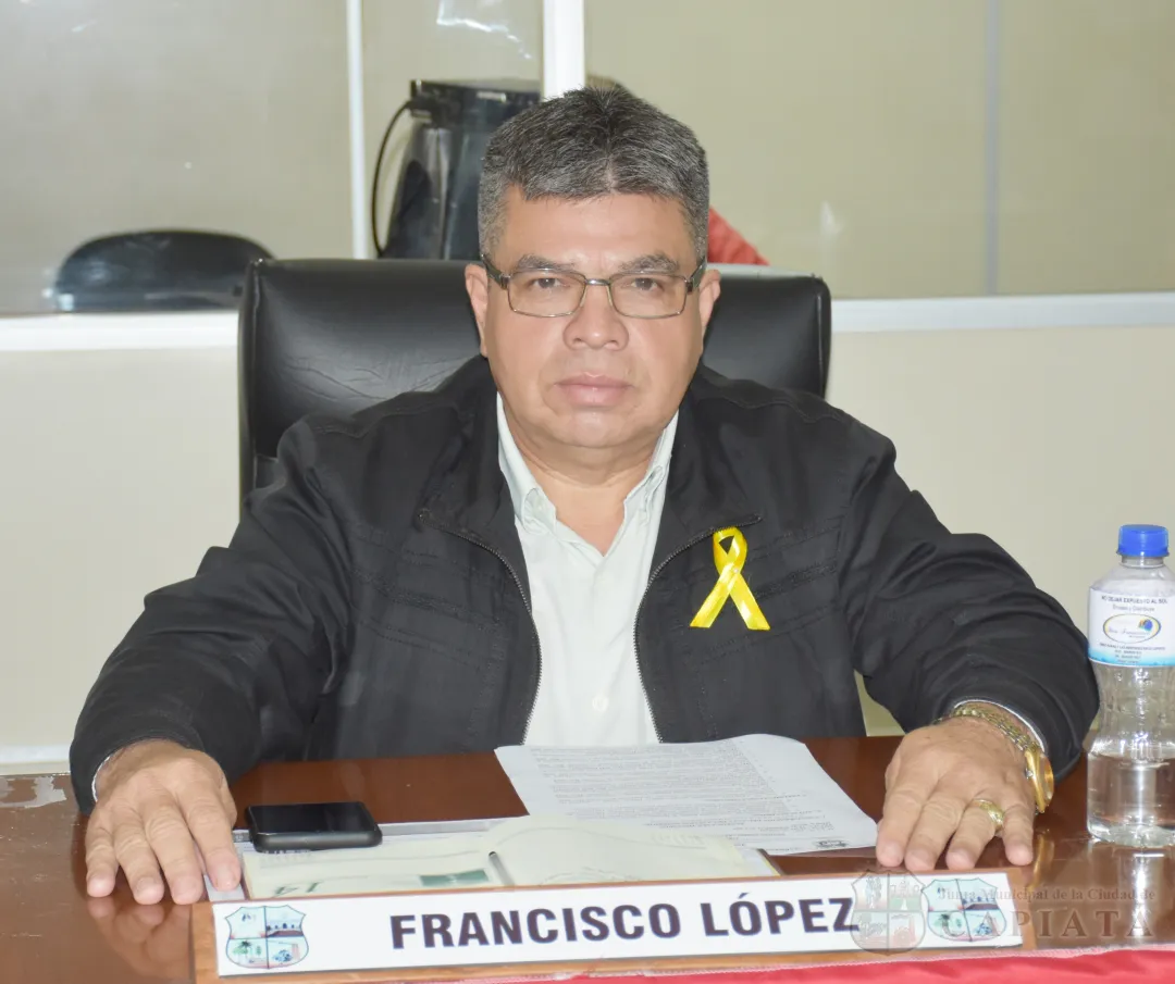 Foto 3 de SESION ORDINARIA DE LA JUNTA MUNICIPAL DE CAPIATA: Notas Recibidas y Expedientes Dictaminados