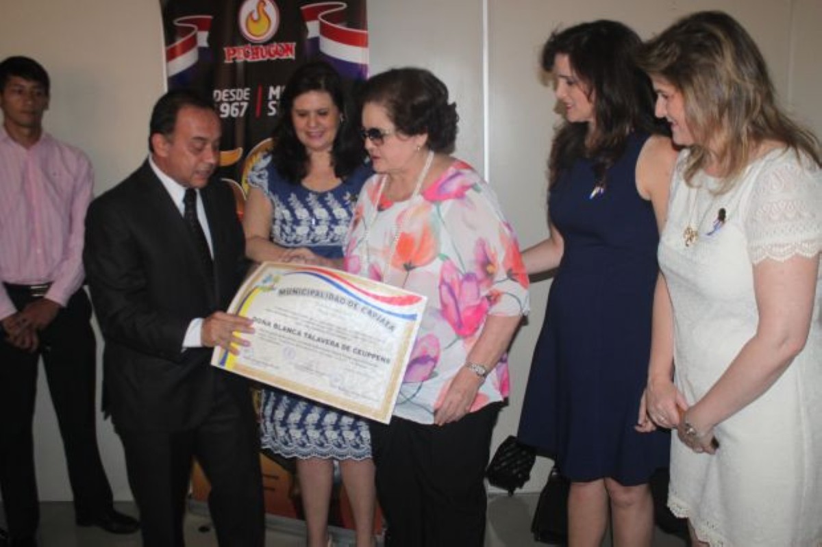 Foto 25 de Entrega de reconocimiento de Ciudadanía Ilustre a miembros de la familia Ceuppens – Talavera