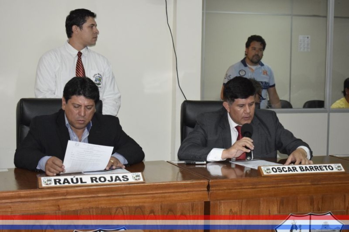 Foto 3 de SESION ORDINARIA DE LA JUNTA MUNICIPAL DE CAPIATA: Notas Recibidas, Nota Remitida y Expedientes Dictaminados