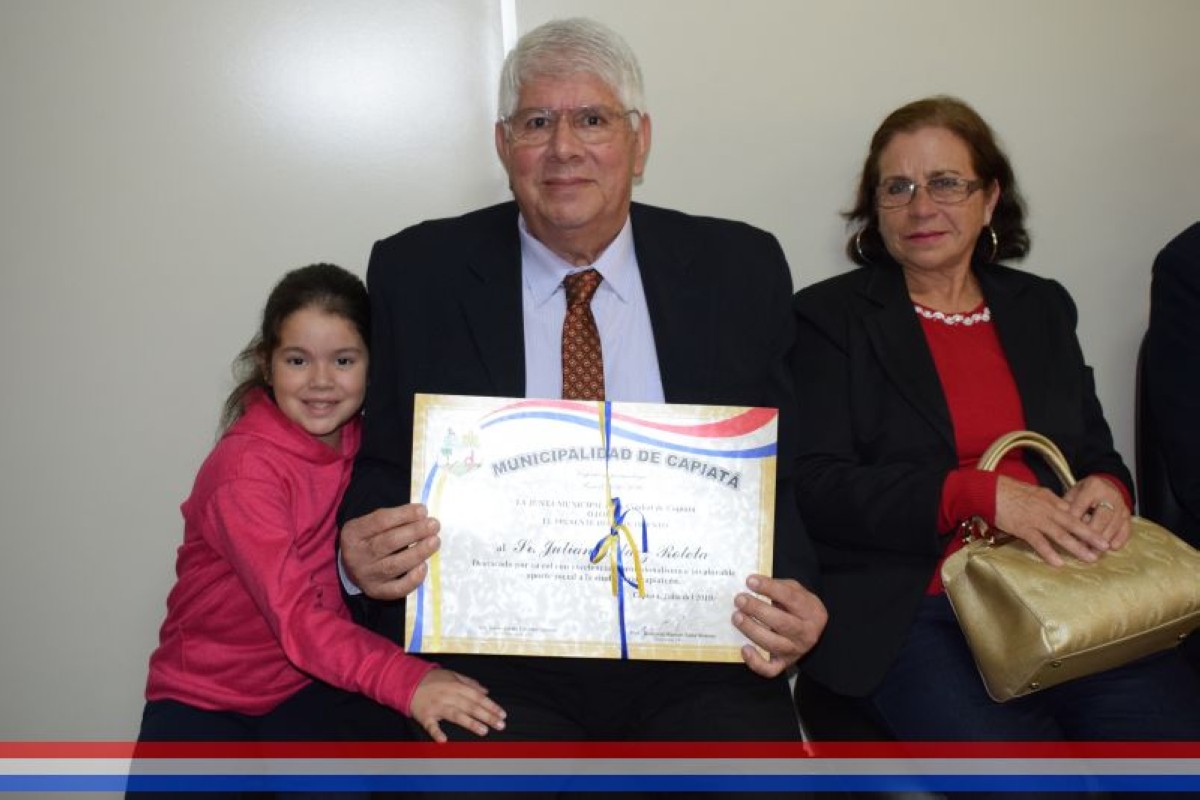 Foto 44 de Reconocimiento a Don Julián Valdez y a Don Celso Grance