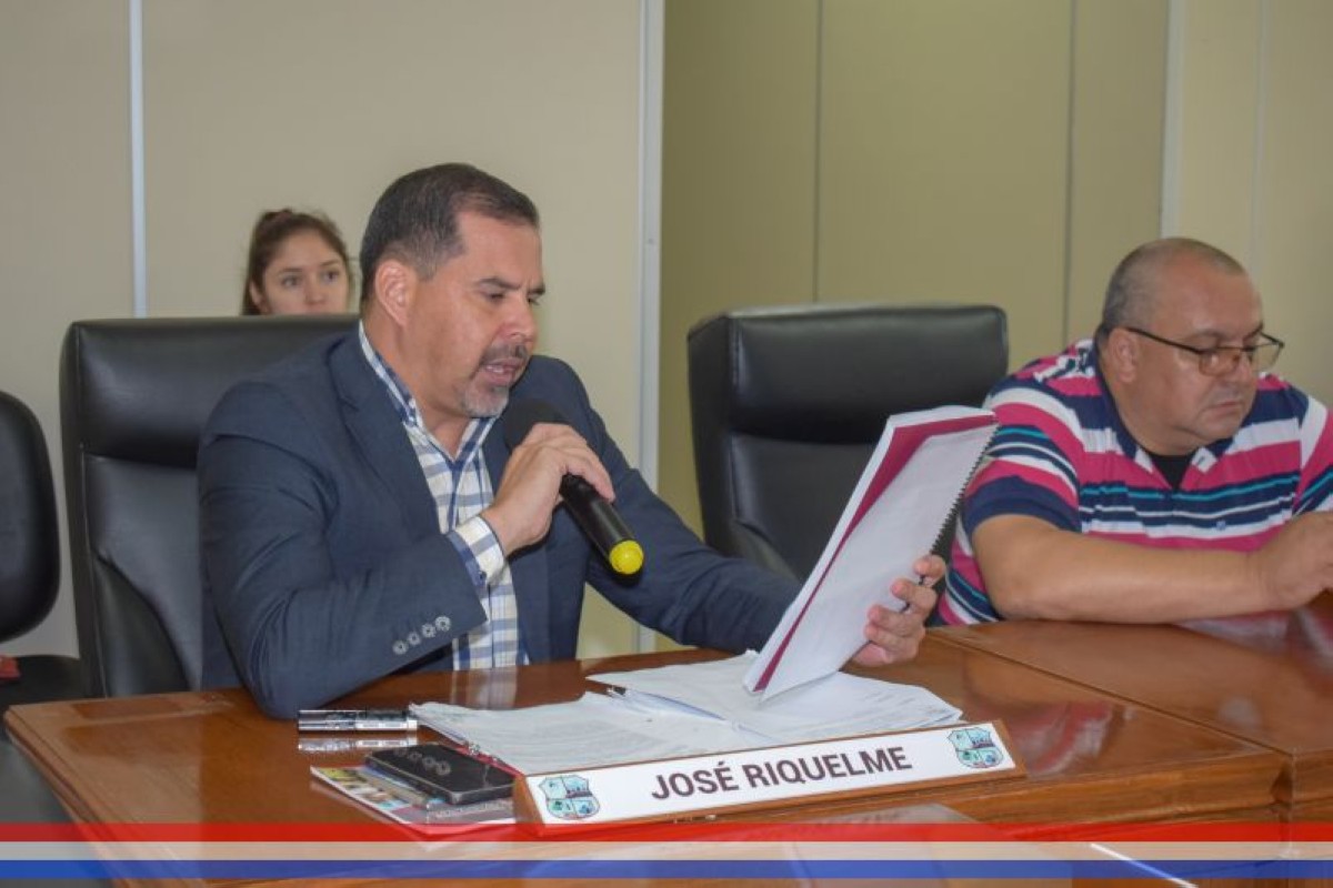 Foto 1 de Fue conformada la Mesa Directiva periodo 2023 - 2024 y las Comisiones Asesoras