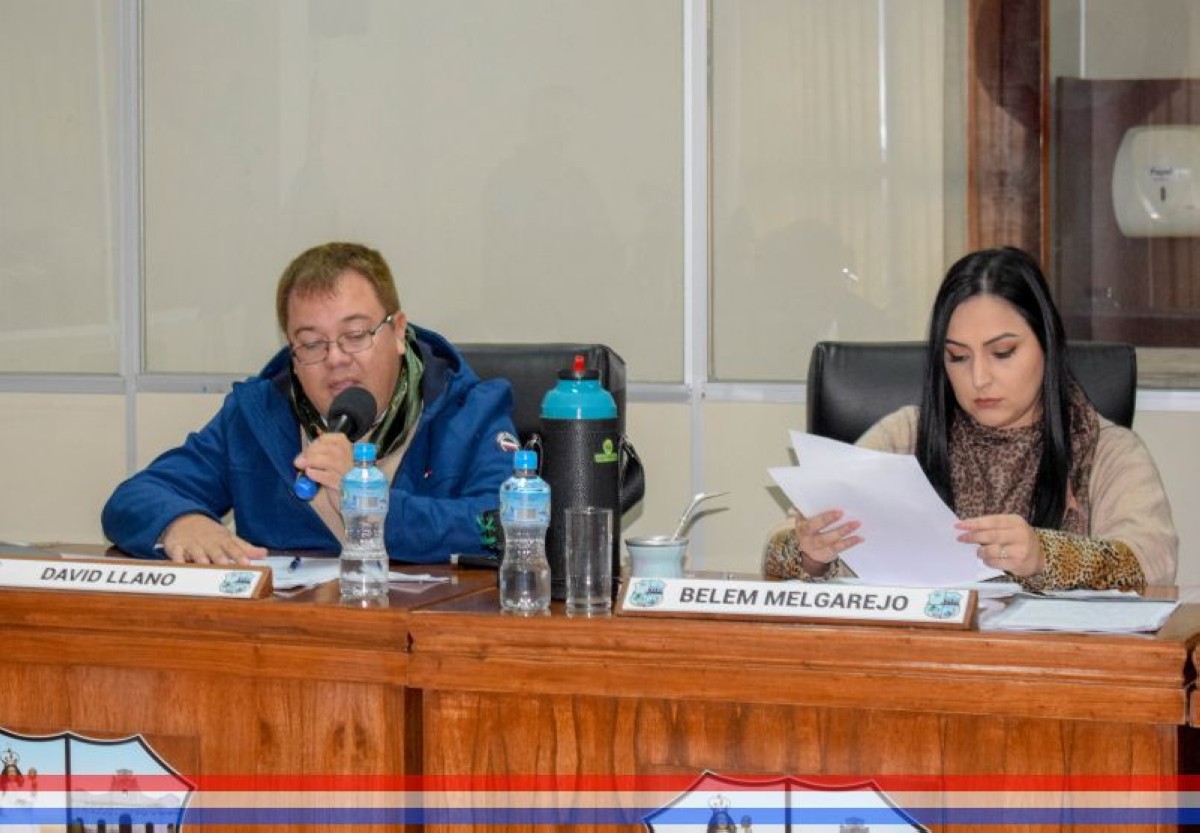 Foto 9 de SESION ORDINARIA DE LA JUNTA MUNICIPAL DE CAPIATA: Notas Recibidas, Notas Remitidas y Expedientes Dictaminados