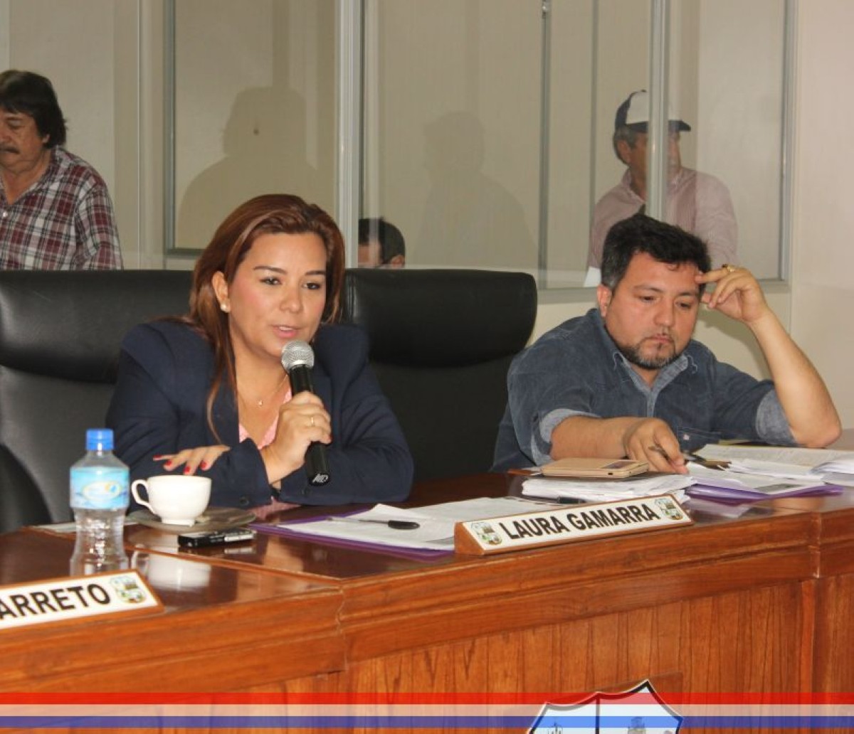 Foto 18 de Visita de representantes de la Cámara de Comercio, Industria y Servicios de la ciudad de Capiatá a la plenaria