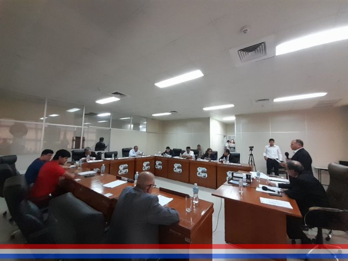 Foto 8 de SESION ORDINARIA DE LA JUNTA MUNICIPAL DE CAPIATA: Notas Recibidas, Nota Remitida y Expedientes Dictaminados