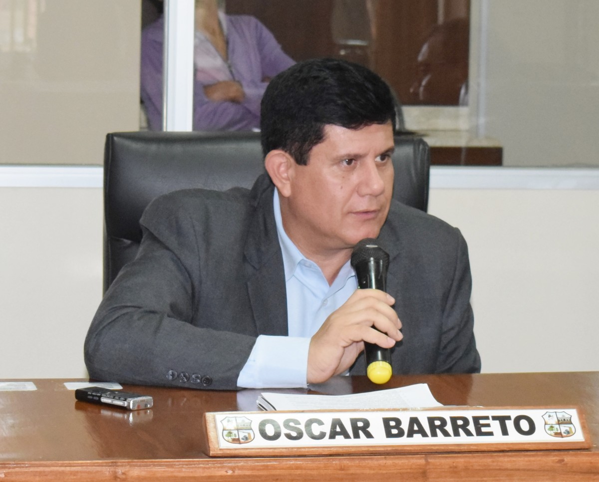 Foto 1 de Aprueban propuesta de llamar a licitación para reparar sistema eléctrico de la escuela Margarita Veia de Bibolini y de otras instituciones