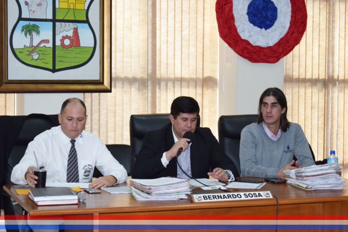 Foto 4 de Concejal Talavera solicita informe al Ejecutivo Municipal sobre estación de servicios ubicada en el barrio El Retiro