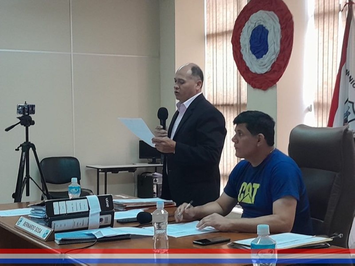 Foto 2 de SESION ORDINARIA DE LA JUNTA MUNICIPAL DE CAPIATA: Notas Recibidas, Nota Remitida y Expedientes Dictaminados