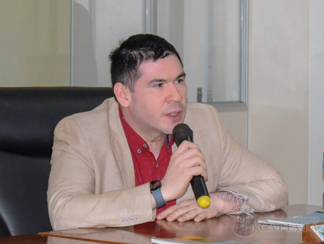 Foto 4 de Concejal Barreto reitera solicitud de retiro de lomadas del puente ubicado al costado de la cíclovía de ruta PY 02 para agilizar el tráfico vehicular