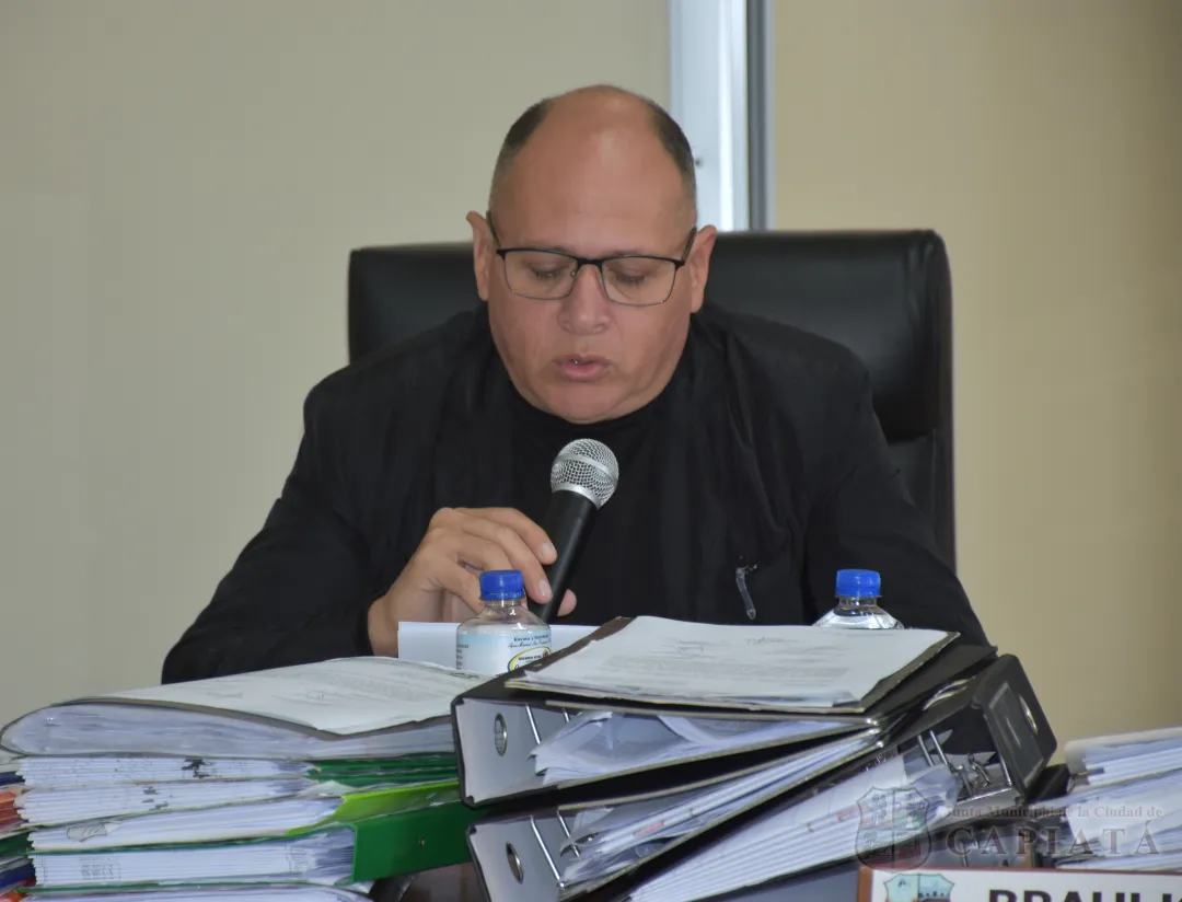 Foto 16 de SESION ORDINARIA DE LA JUNTA MUNICIPAL DE CAPIATA: Notas Recibidas y Expedientes Dictaminados