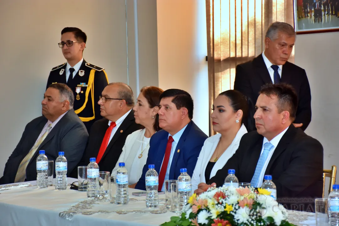 Foto 36 de Acto de reconocimiento como “Ciudadano Ilustre de Capiatá” al Comandante de la Policía Nacional, Crio. Gral. César Silguero Lobos