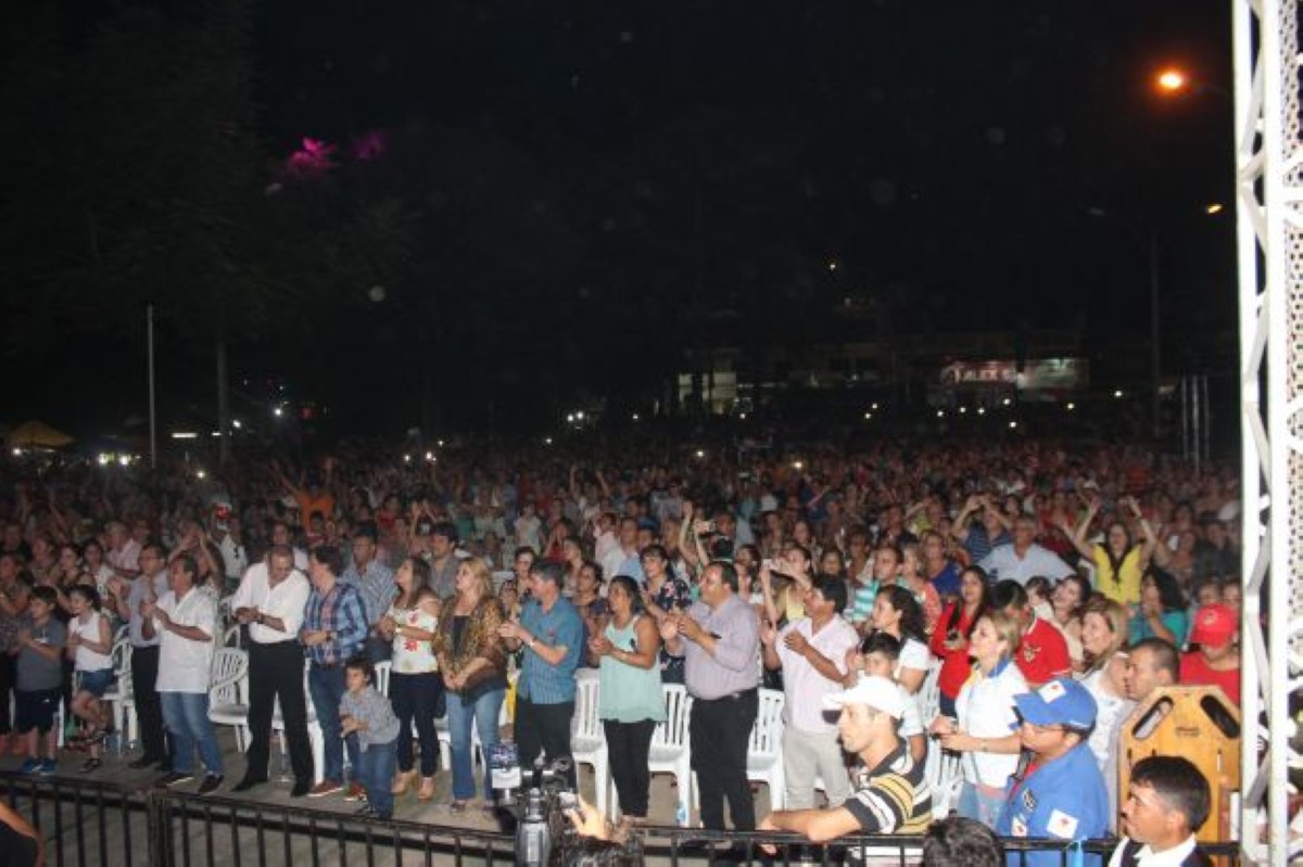 Foto 56 de ¡MAGNIFICA NOCHE CAPIATEÑA!