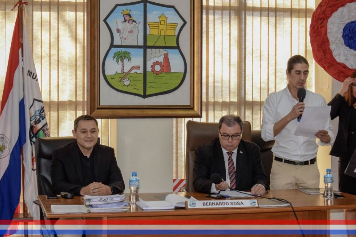 Foto 13 de SESION ORDINARIA DE LA JUNTA MUNICIPAL DE CAPIATA: Notas Recibidas, Notas Remitidas y Expedientes Dictaminados