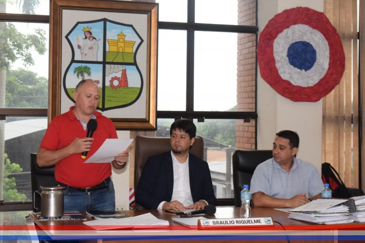 Foto 15 de SESION ORDINARIA DE LA JUNTA MUNICIPAL DE CAPIATA: Nota Recibida, Nota Remitida y Expedientes Dictaminados
