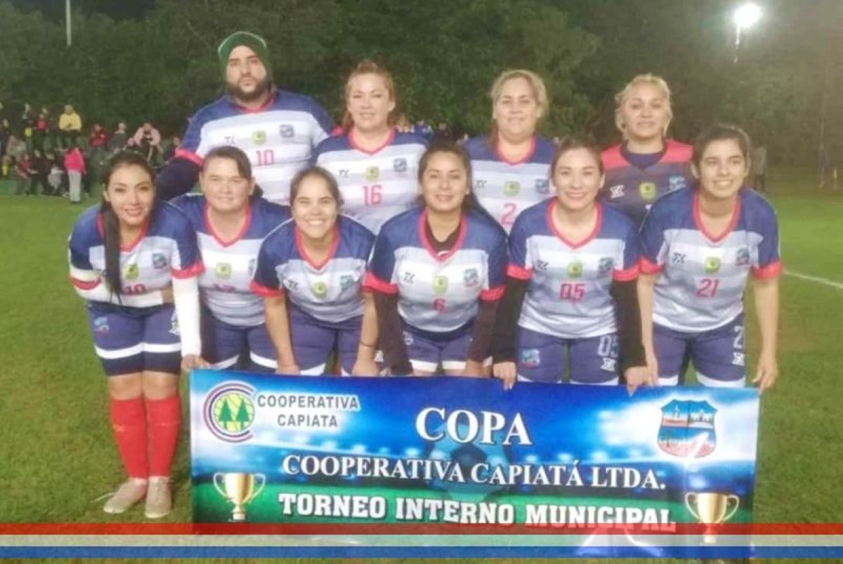 Foto 1 de Congratulaciones a los Campeones y a las Vicecampeonas del Torneo Integración de la Municipalidad de Capiatá