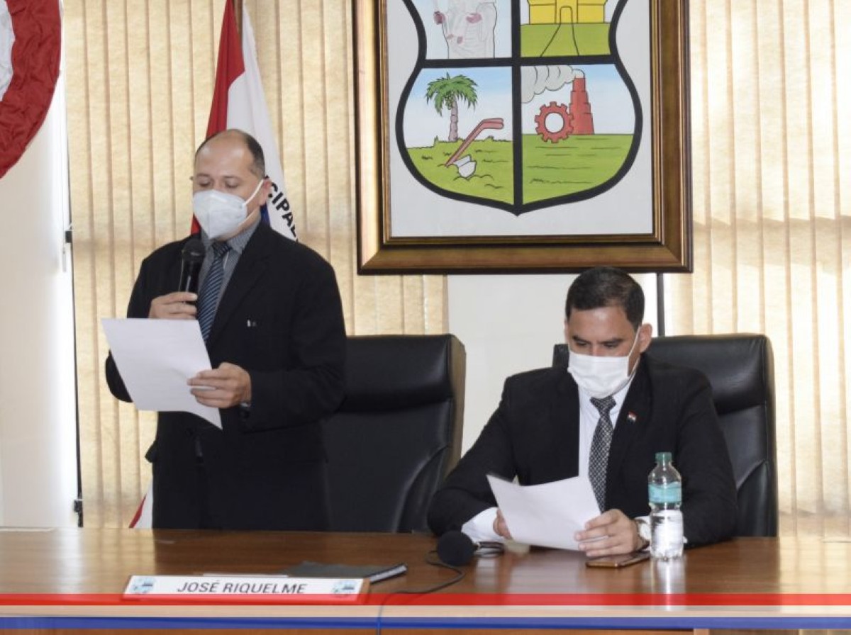 Foto 1 de SESION ORDINARIA DE LA JUNTA MUNICIPAL DE CAPIATA: Notas Recibidas, Nota Remitida y Expedientes Dictaminados