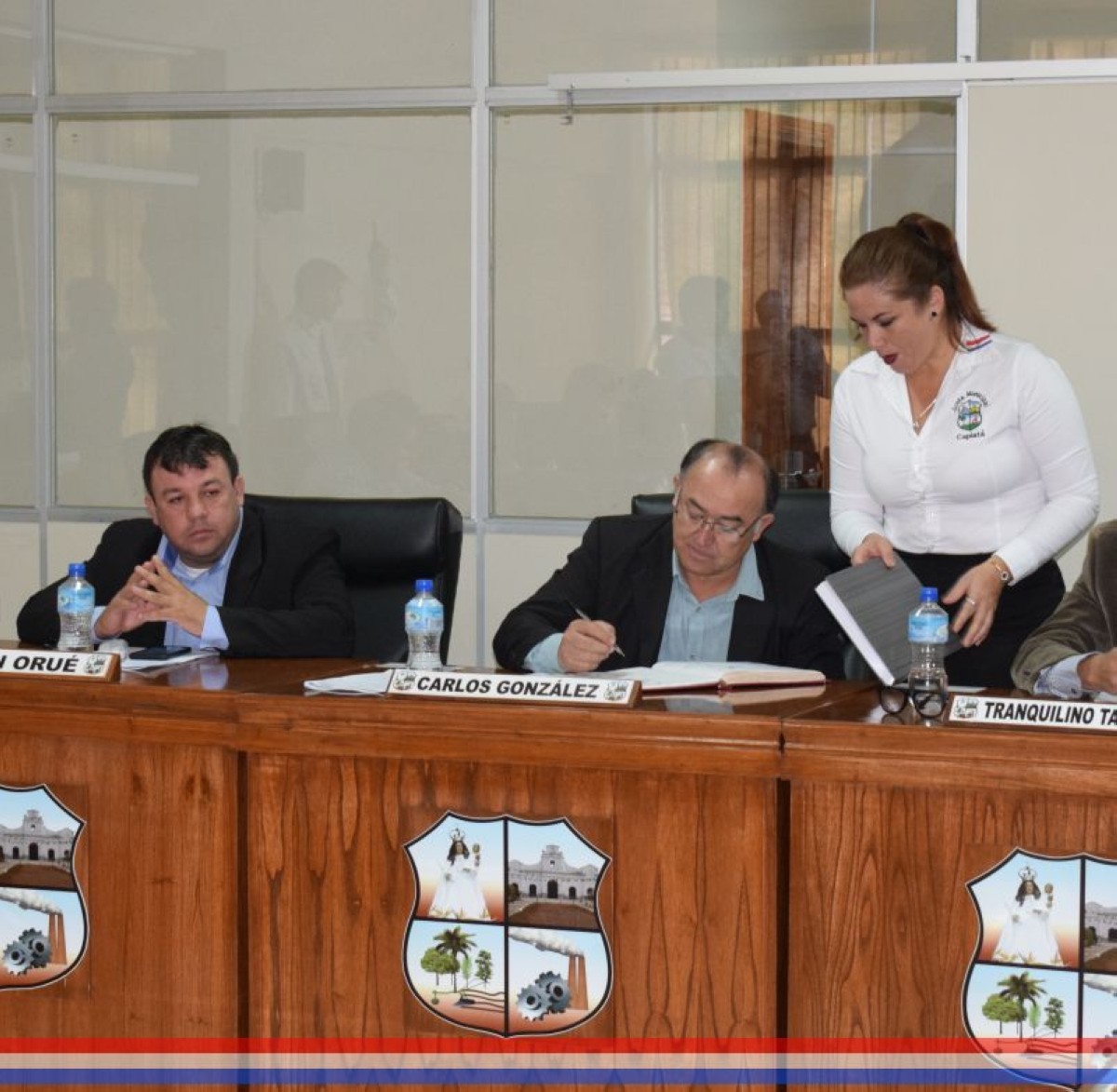 Foto 17 de SESION ORDINARIA DE LA JUNTA MUNICIPAL DE CAPIATA: Notas Recibidas, Nota Remitida y Expedientes Dictaminados
