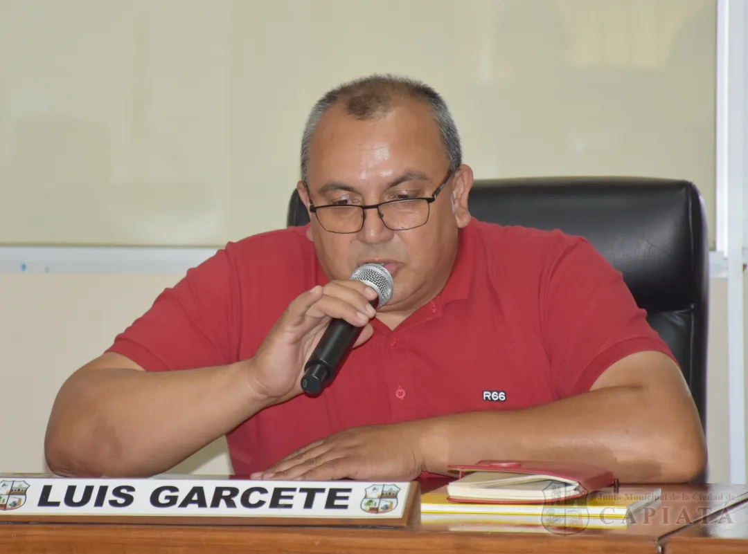 Foto 8 de SESION ORDINARIA DE LA JUNTA MUNICIPAL DE CAPIATA: Notas Recibidas y Expedientes Dictaminados