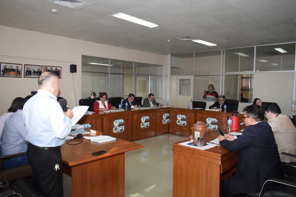 Foto 14 de SESION ORDINARIA DE LA JUNTA MUNICIPAL DE CAPIATA: Notas Recibidas, Nota Remitida y Expedientes Dictaminados