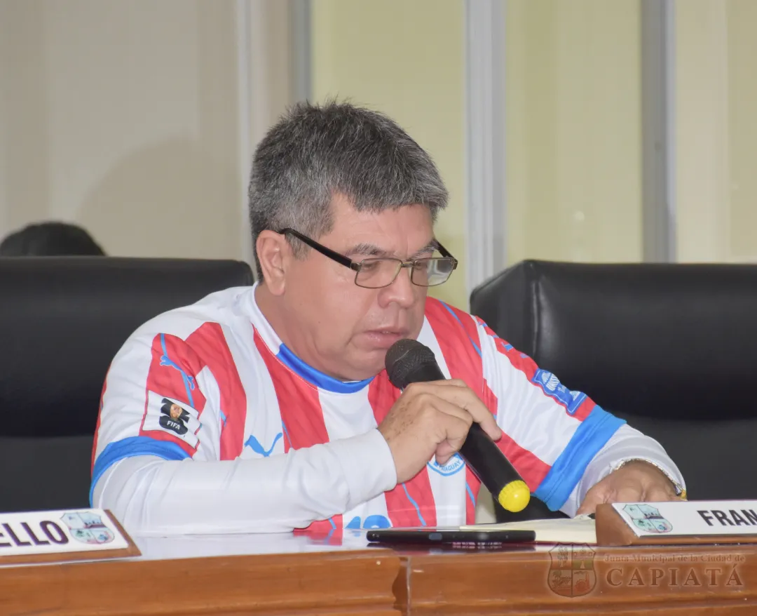 Foto 17 de SESION ORDINARIA DE LA JUNTA MUNICIPAL DE CAPIATA: Notas Recibidas y Expedientes Dictaminados