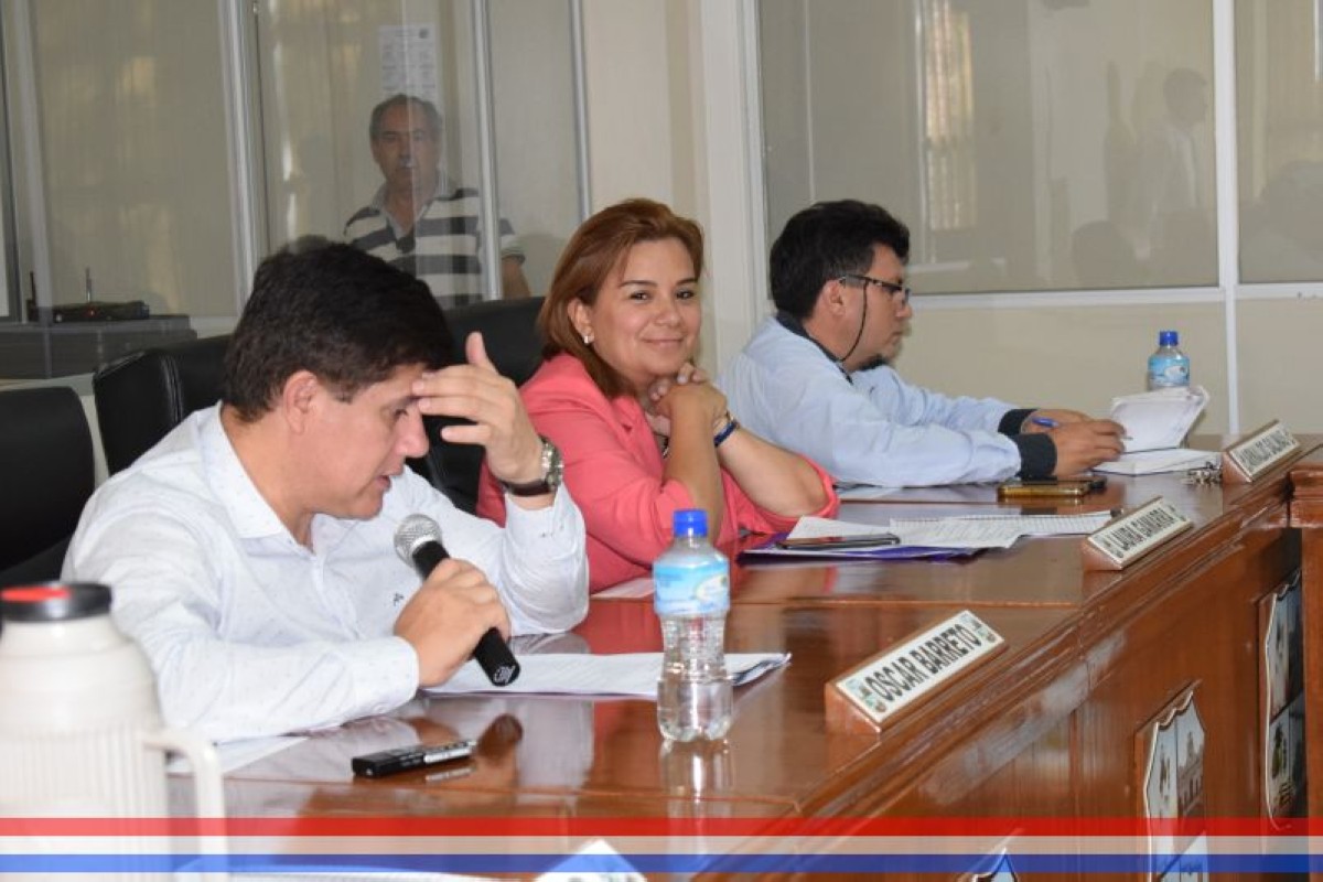 Foto 9 de SESION ORDINARIA DE LA JUNTA MUNICIPAL DE CAPIATA: Notas Recibidas, Notas Remitidas y Expedientes Dictaminados
