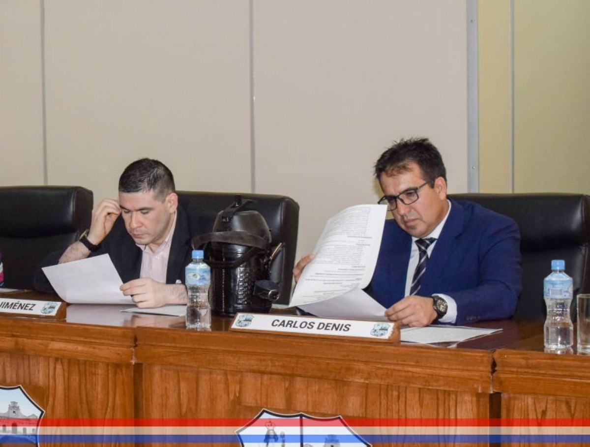 Foto 20 de SESION ORDINARIA DE LA JUNTA MUNICIPAL DE CAPIATA: Notas Recibidas, Nota Remitida y Expedientes Dictaminados