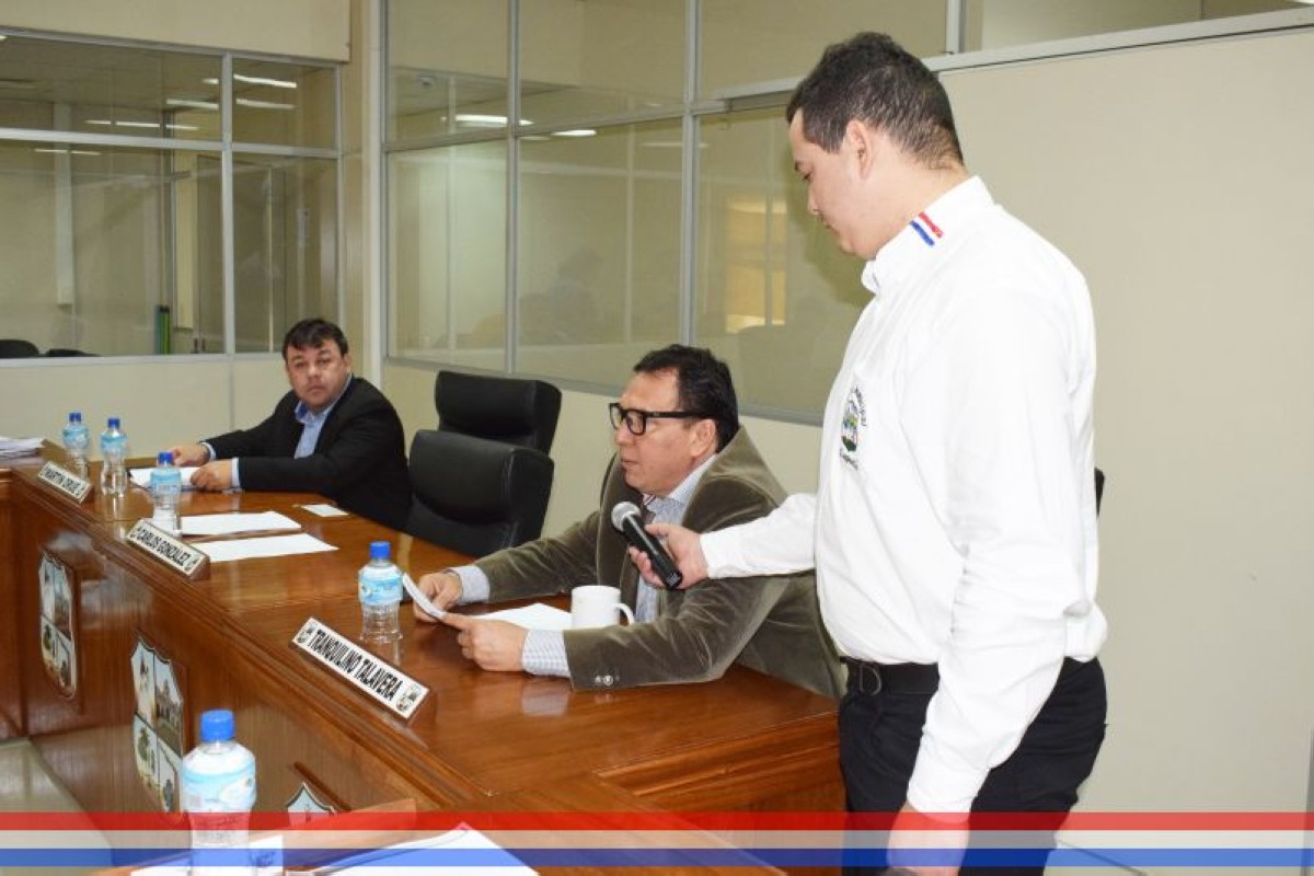 Foto 10 de SESION ORDINARIA DE LA JUNTA MUNICIPAL DE CAPIATA: Notas Recibidas, Nota Remitida y Expedientes Dictaminados