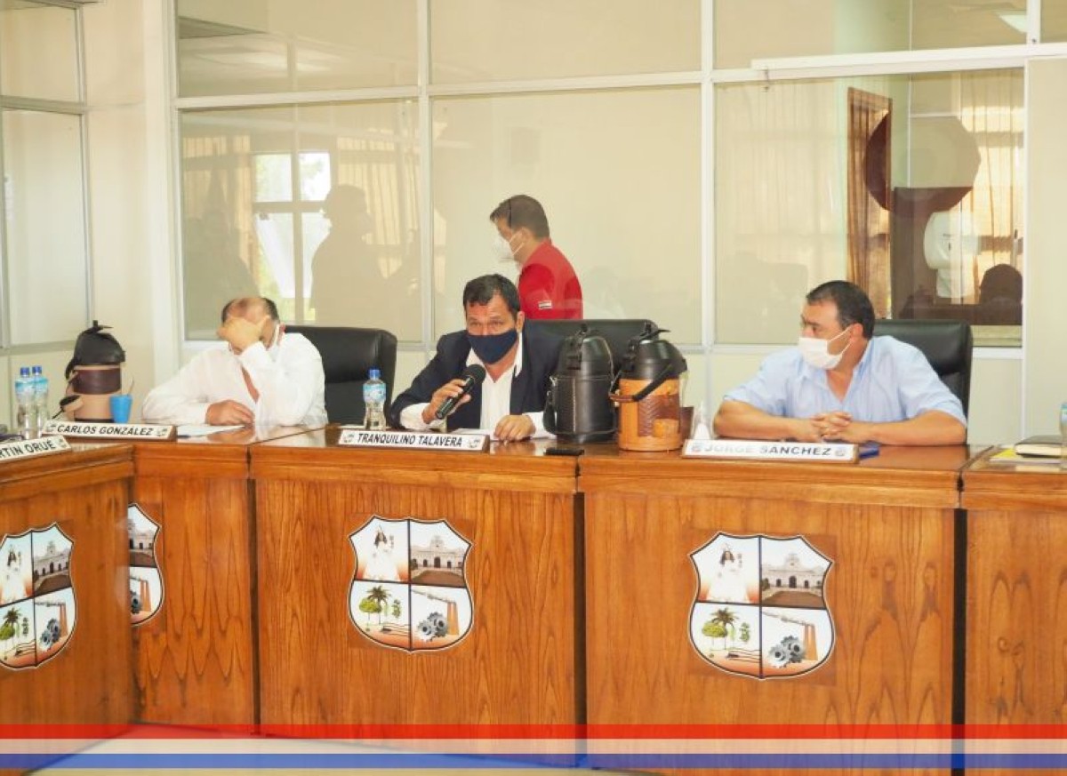 Foto 2 de Aprobaron pliego de bases y condiciones para llamado a Licitación Pública Nacional Nº 2/2021 "Obras de construcción y reparación en instituciones educativas"