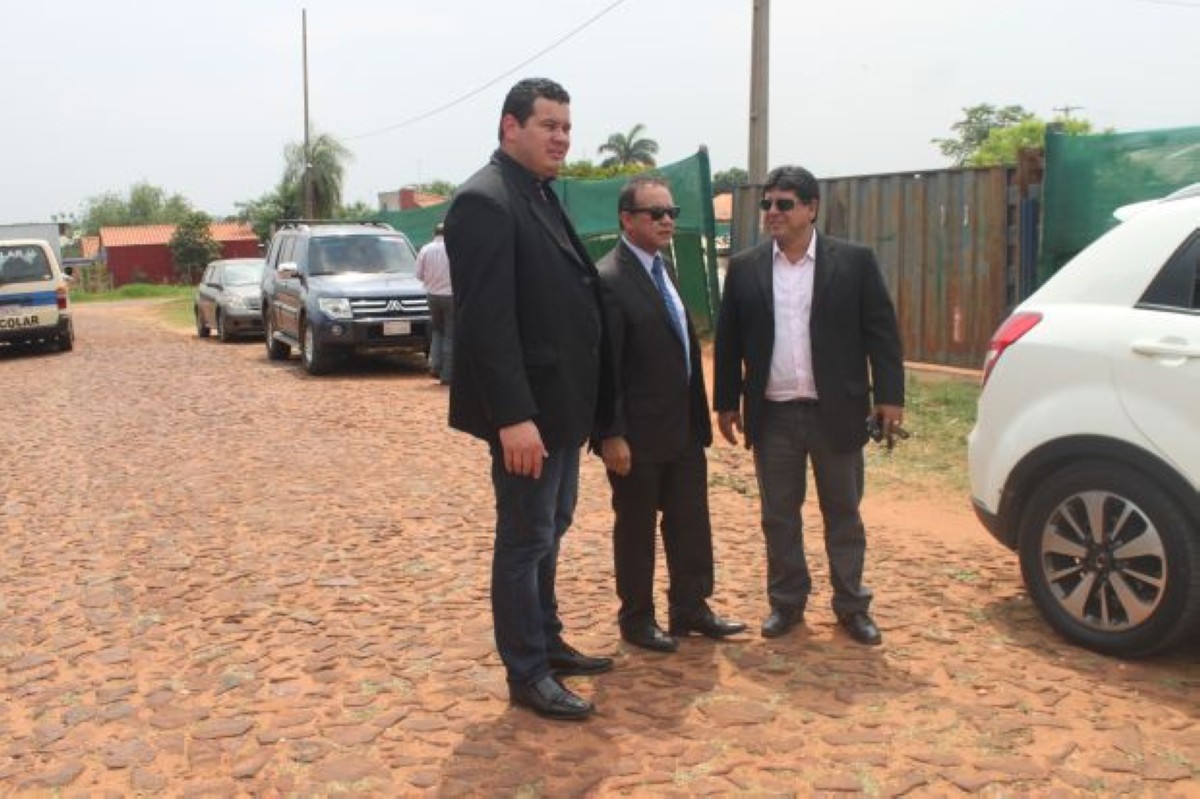 Foto 26 de Vecinos del Km. 21 ruta I expresaron su queja contra recicladora de residuos plásticos por emisión de malos olores