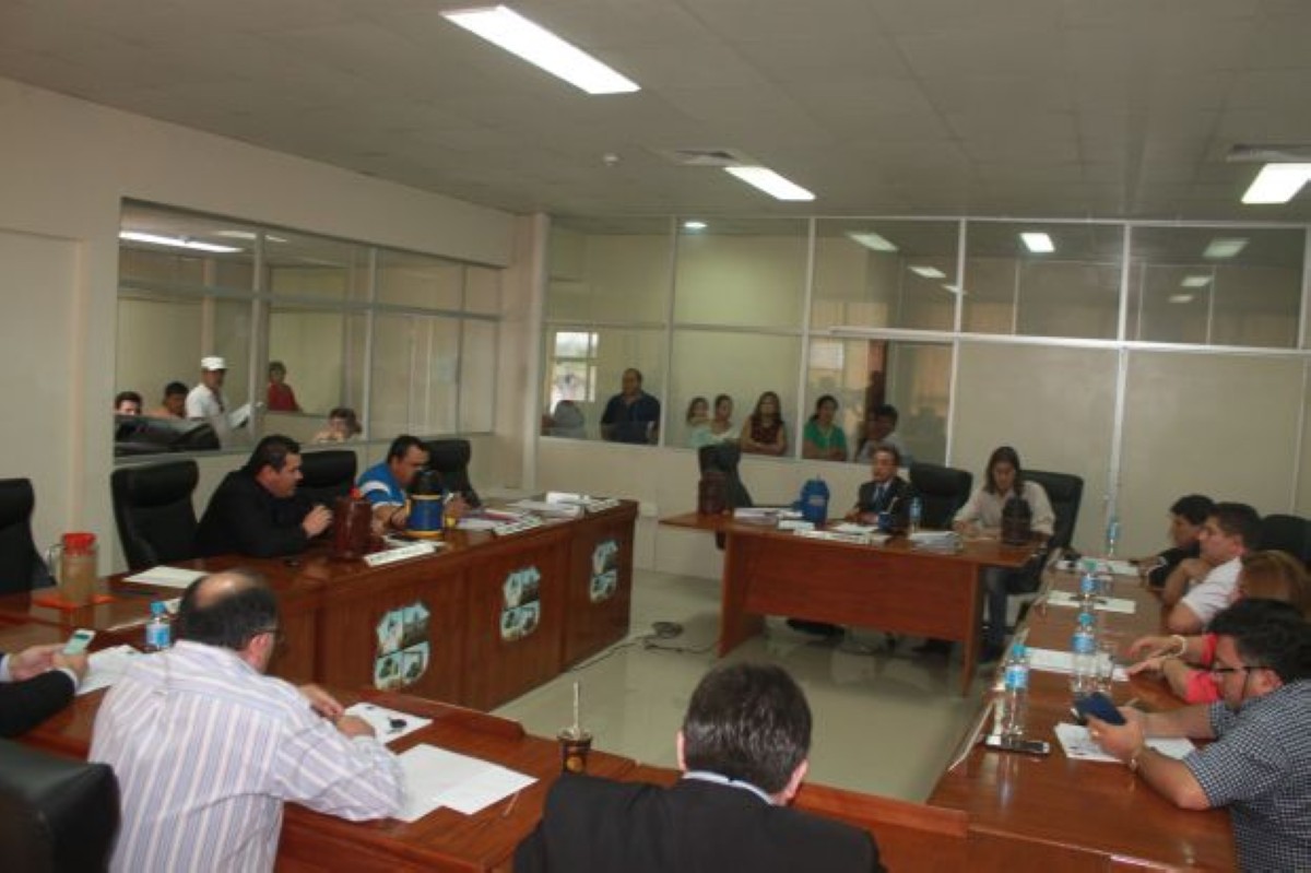 Foto 3 de SESION ORDINARIA DE LA JUNTA MUNICIPAL DE CAPIATA: Notas Recibidas y Expedientes Dictaminados