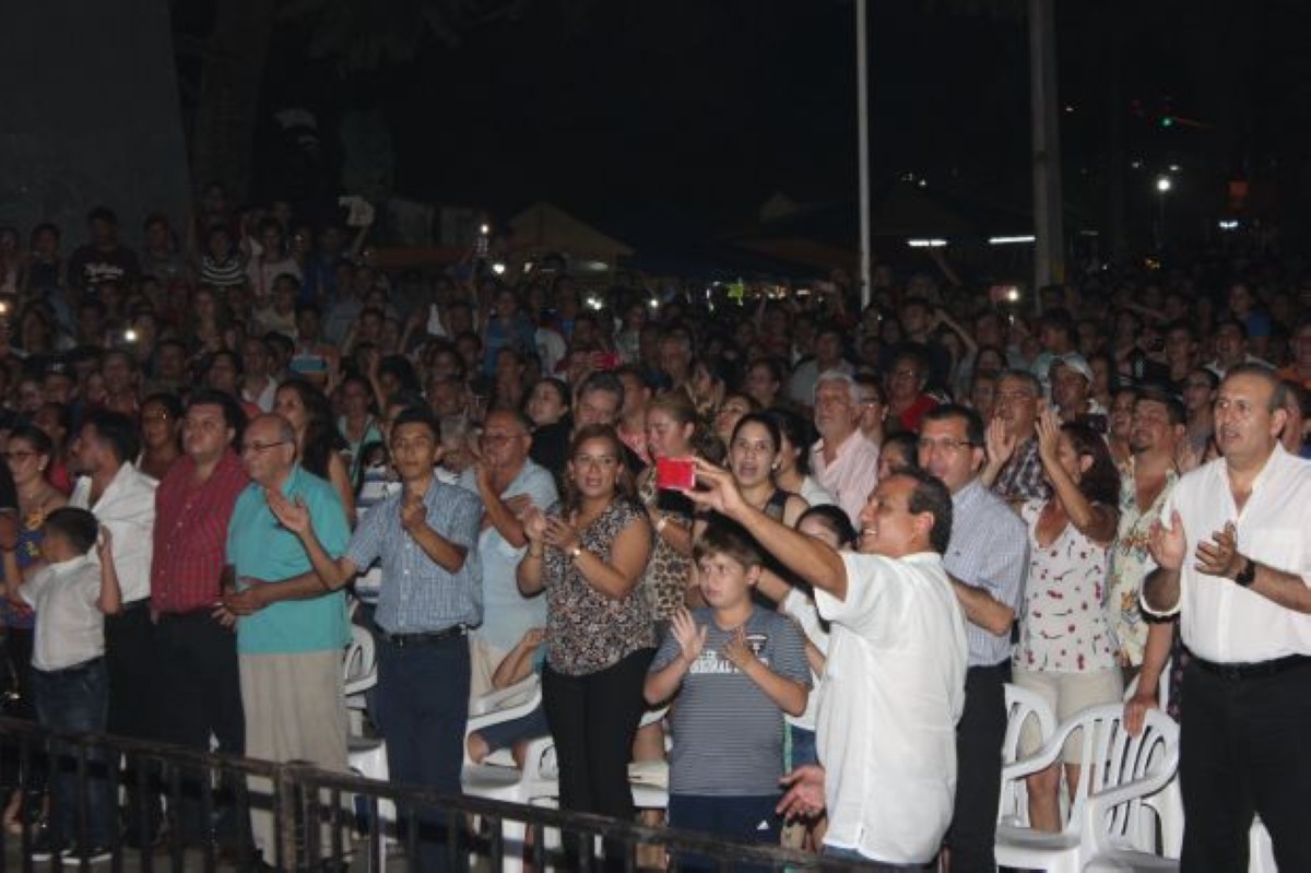 Foto 60 de ¡MAGNIFICA NOCHE CAPIATEÑA!