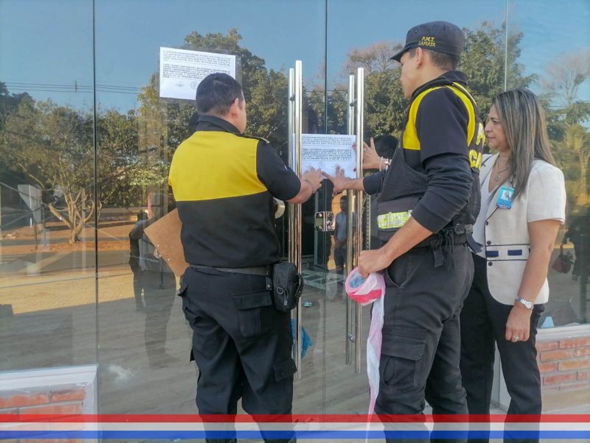 Foto 3 de Concejal Denis expresó sus felicitaciones al Juzgado de Faltas por hacer cumplir las leyes y proceder al paro de obras en empresa infractora