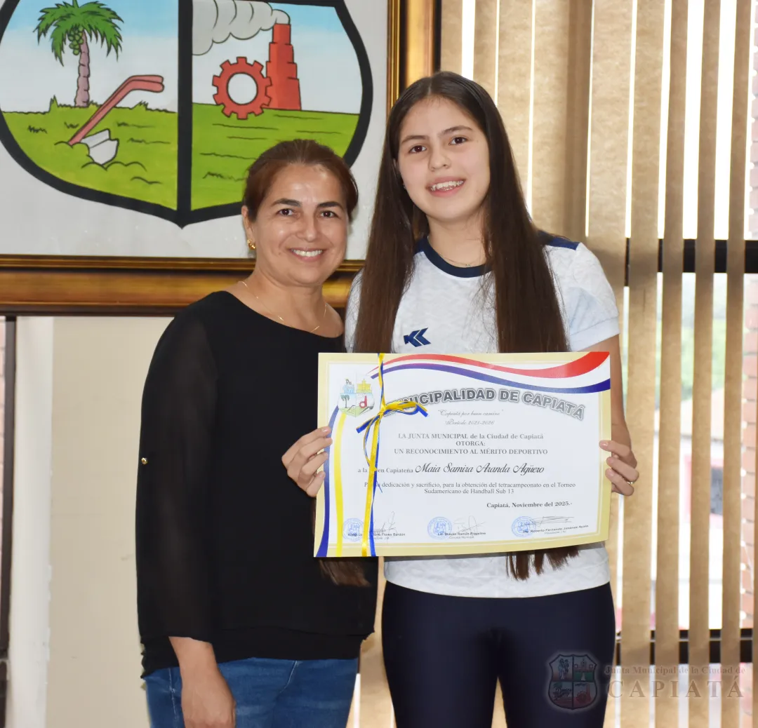 Foto 1 de Reconocimiento a jóvenes capiateñas destacadas en el Handball a nivel nacional e internacional