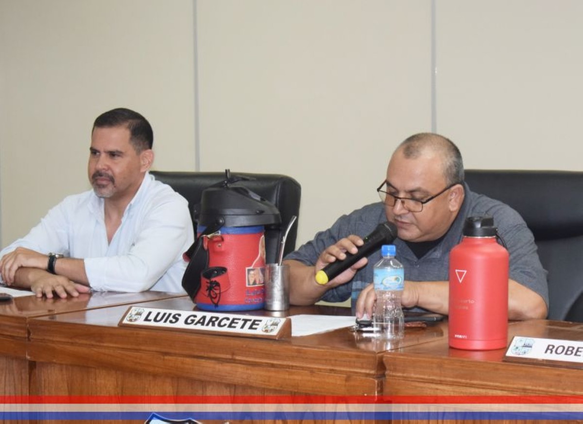 Foto 9 de SESION ORDINARIA DE LA JUNTA MUNICIPAL DE CAPIATA: Notas Recibidas, Nota Remitida y Expedientes Dictaminados