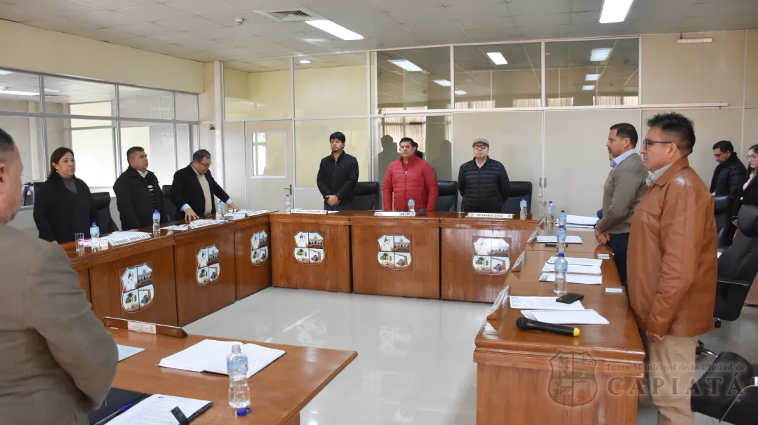 Foto 15 de SESION ORDINARIA DE LA JUNTA MUNICIPAL DE CAPIATA: Notas Recibidas y Expedientes Dictaminados