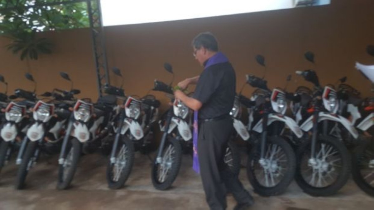 Foto 7 de Inauguración del tinglado para estacionamiento del Grupo Lince en la Comisaría 32ª de Posta Ybycuá