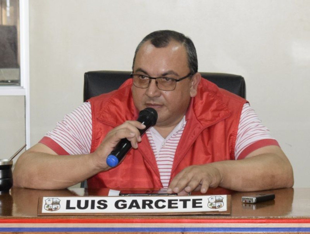 Foto 3 de Solicitan al Ejecutivo Municipal gesionar ante el MOPC el bacheo y recapado de importantes arterias de nuestra ciudad